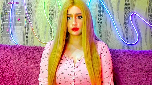 دردشة RoseGee الجنسية المباشرة