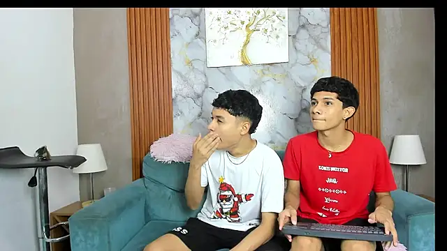 Chat XXX en directo de AVENGER_BOYS2026