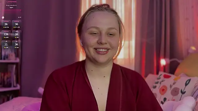 Estella_Elwood Adlı Modelin Canlı XXX Sohbeti
