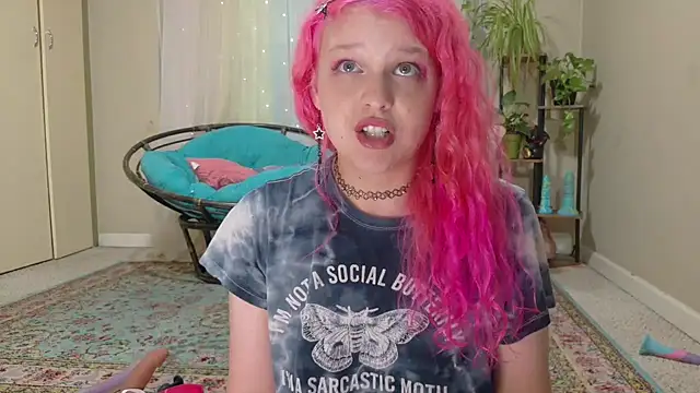 Emihaze Chat XXX live