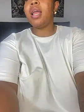 Živý XXX chat LunaCovenn