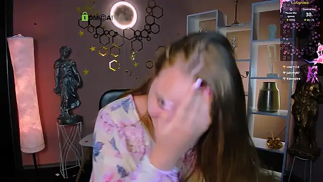 keri_ti Chat XXX live