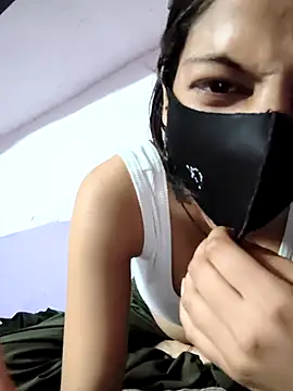 maahi213's Live XXX Chat