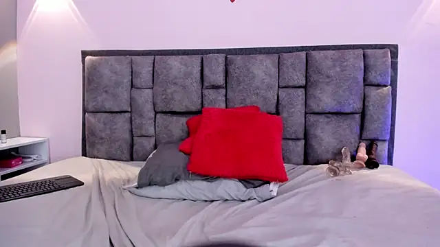 AdelaLust's Live XXX Chat