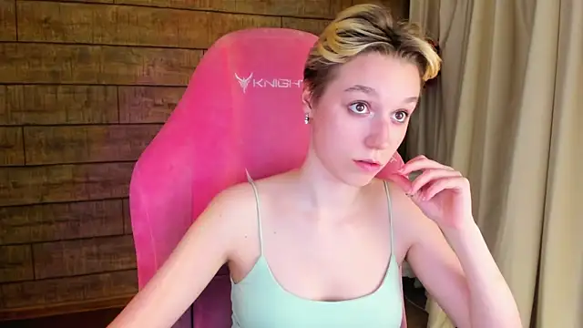 AgataGate live XXX chat