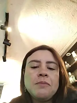 karlagiraldo198 Adlı Modelin Canlı XXX Sohbeti