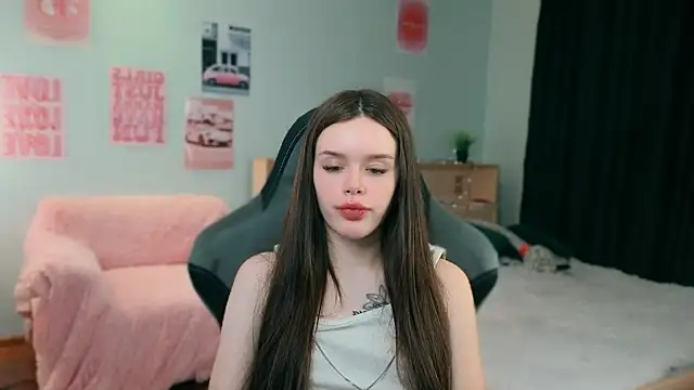 צ'אט XXX בשידור חי של ginnyclub