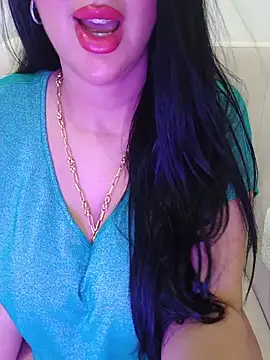 Chat XXX en directo de Queen_sousou