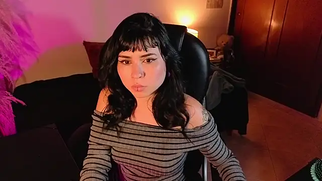Chat +18 de GaiaJonness ao vivo