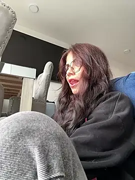Chat +18 de Lisegg_ ao vivo