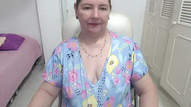 leonela_69 – Live XXX-chat