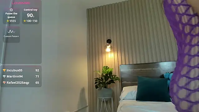 valeryn__rosse élő XXX-chatje