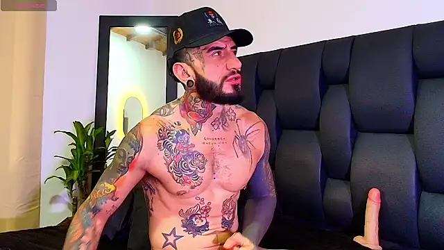צ'אט XXX בשידור חי של dilan_scootk_j