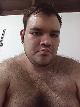 big_bearr élő XXX-chatje