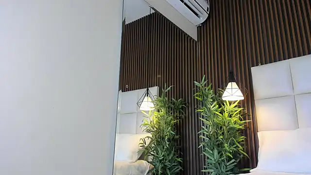 MaluDiaz's Live XXX Chat