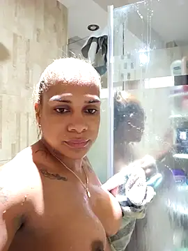 Chat +18 de KarinRoss ao vivo