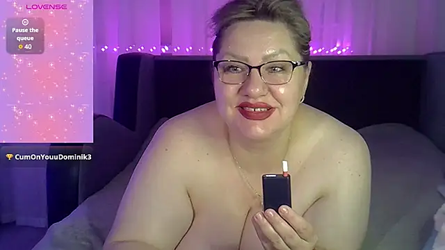 Онлайн чат XXX AngelinaGlam