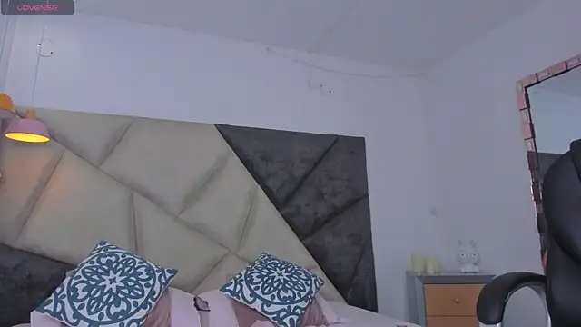AfroditaVega_ Live XXX-Chat