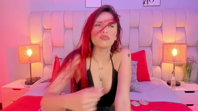 Онлайн чат XXX SkinnyFoxy