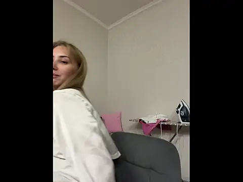 plugmyHDMI's Live XXX Chat