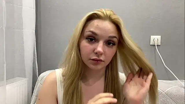 Онлайн чат XXX EvelynStars