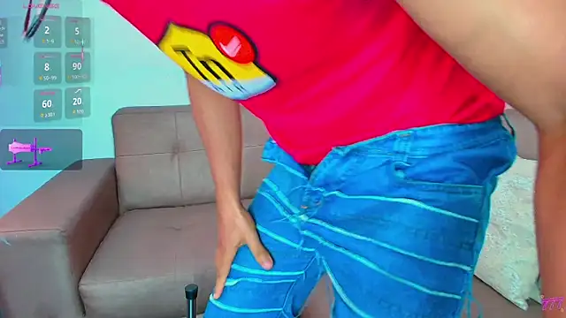 צ'אט XXX בשידור חי של Valentiinoss