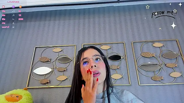 laraa_jeean Adlı Modelin Canlı XXX Sohbeti