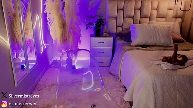 XXX chat uživo modela Silvermistt