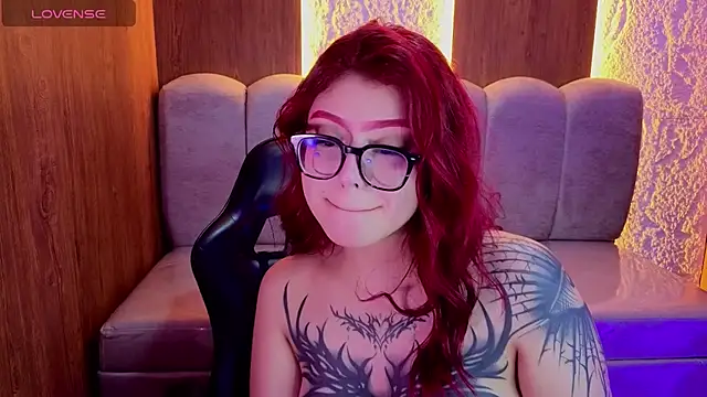 Red_Bunny_v – Live XXX-chat