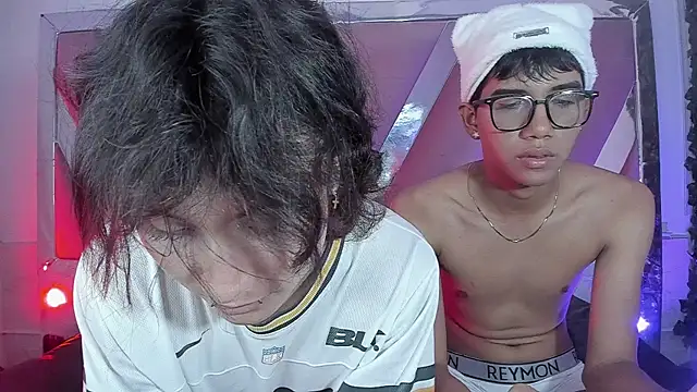 Chat XXX ao vivo de KevCokk