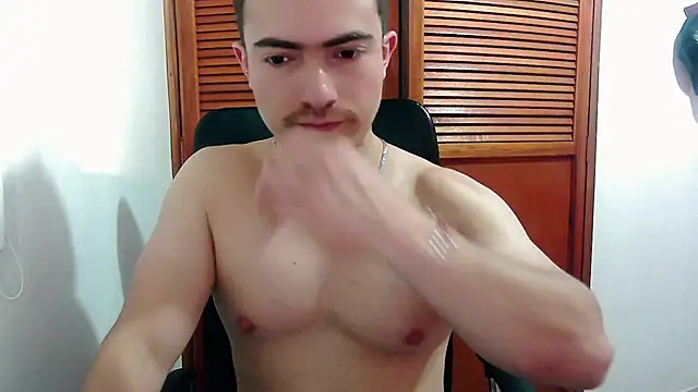 Chat XXX en directo de TouchDaddy4