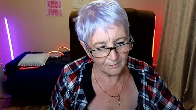 Chat XXX en directo de Sandra_Snowflake