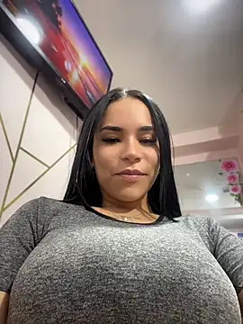 Naatalia's Live XXX Chat