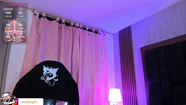 Molly_A Live XXX Chat