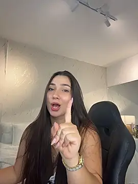 ava_blue Adlı Modelin Canlı XXX Sohbeti