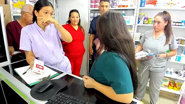 kandalove Adlı Modelin Canlı XXX Sohbeti