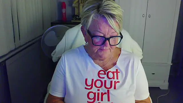 BridgetBlueEyes – Naživo XXX chat