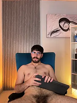 DomBoy_'s Live XXX Chat