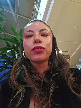 Show modela Karen_San_Miguel na web-kameri