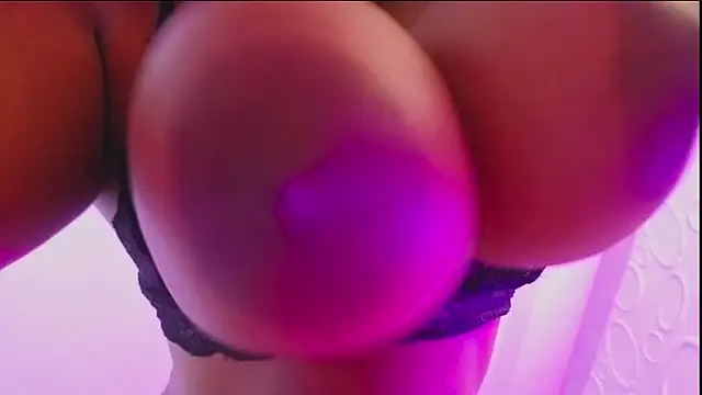 Genesisraydenx 现场XXX聊天