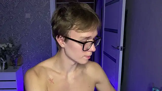yyyyesssbb Adlı Modelin Canlı XXX Sohbeti