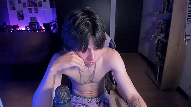 XXX chat uživo modela xIce_Boy