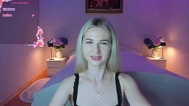 Julie_Blaze's Live XXX Chat