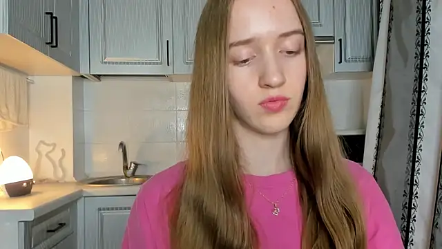 leslie_my_lovee live XXX chat
