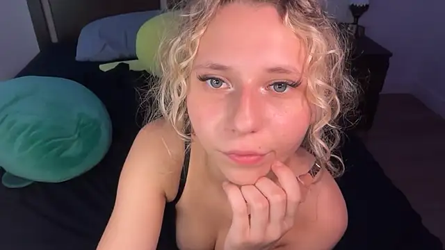anyaa777's Live XXX Chat