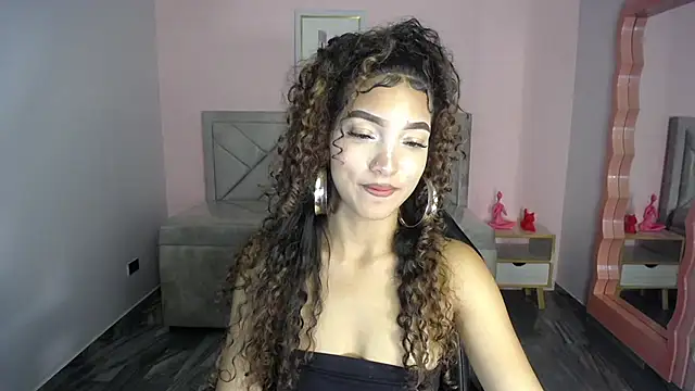 Chat XXX ao vivo de CamilaVixen_ch