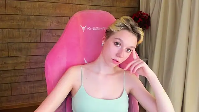 Chat +18 de AgataGate ao vivo
