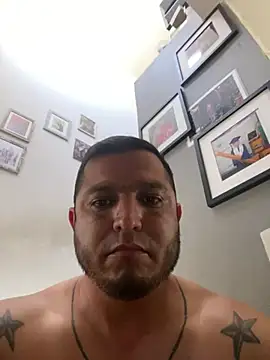 HOTB0Y18 Pertunjukan Webcam