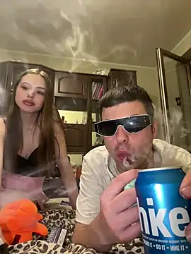 Онлайн чат XXX LOLAskk