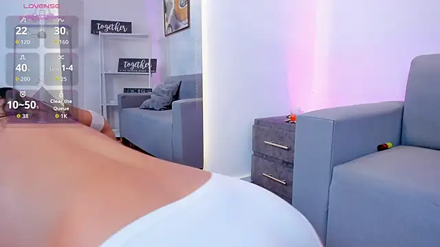 Chat +18 de arianarousee ao vivo